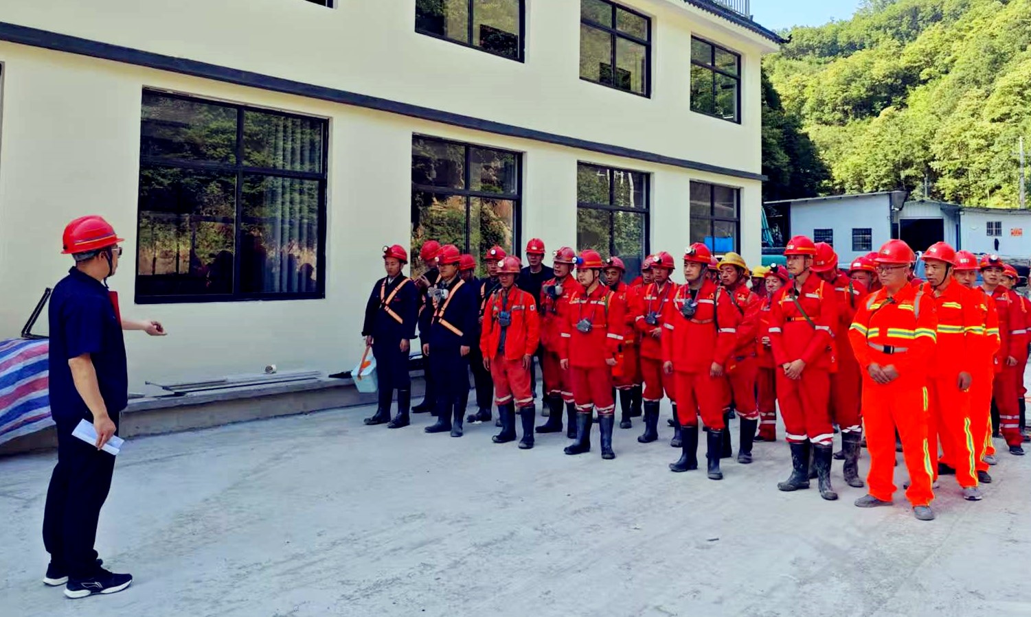 安全生產月｜雙河金礦圓滿開展綜合應急預案演練