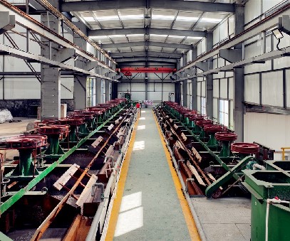 三班接力，晝夜不息｜王家河選礦廠里的堅守與傳承